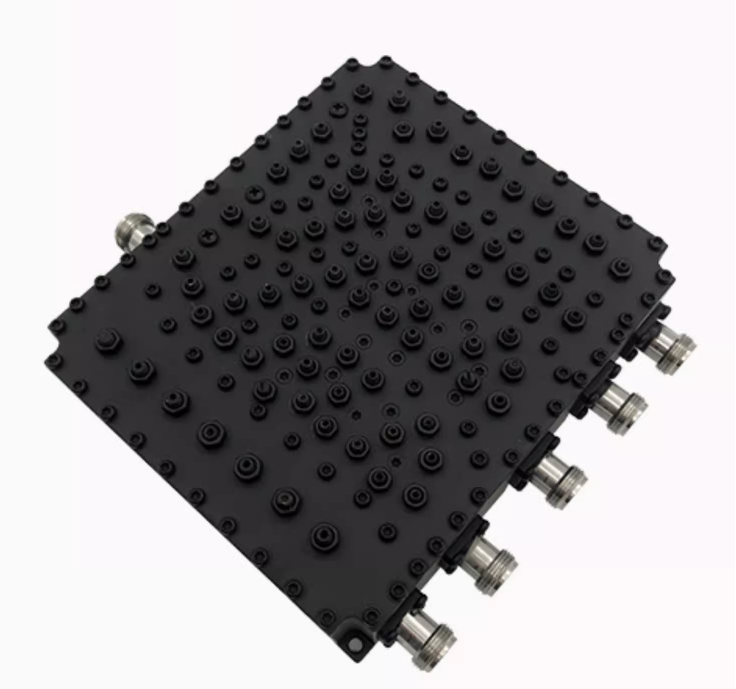  西区双频三频四频五频腔体合路器4G+5G